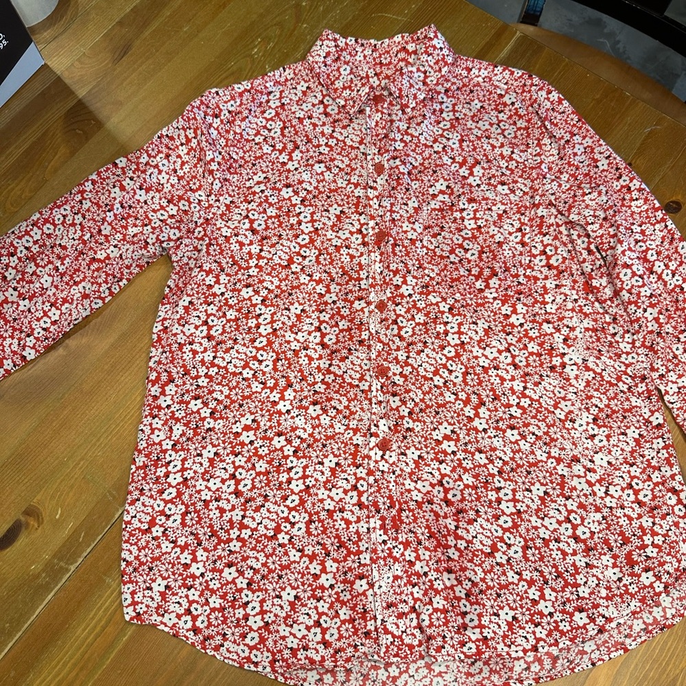 Red White and Navy Blue Floral Button-Up Shirt Size Large